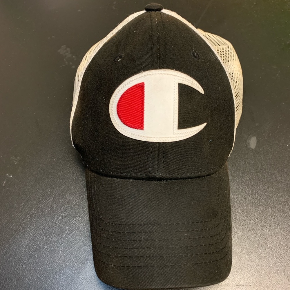 Trucker Champion snapback cap